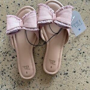 Time and Tru Blush Bow Sandals
